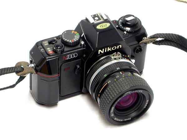 NikonN2000