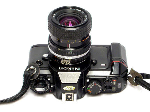 NikonN2000